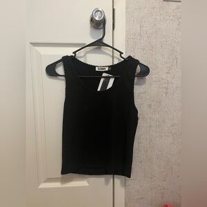 Ribbed cropped tank top